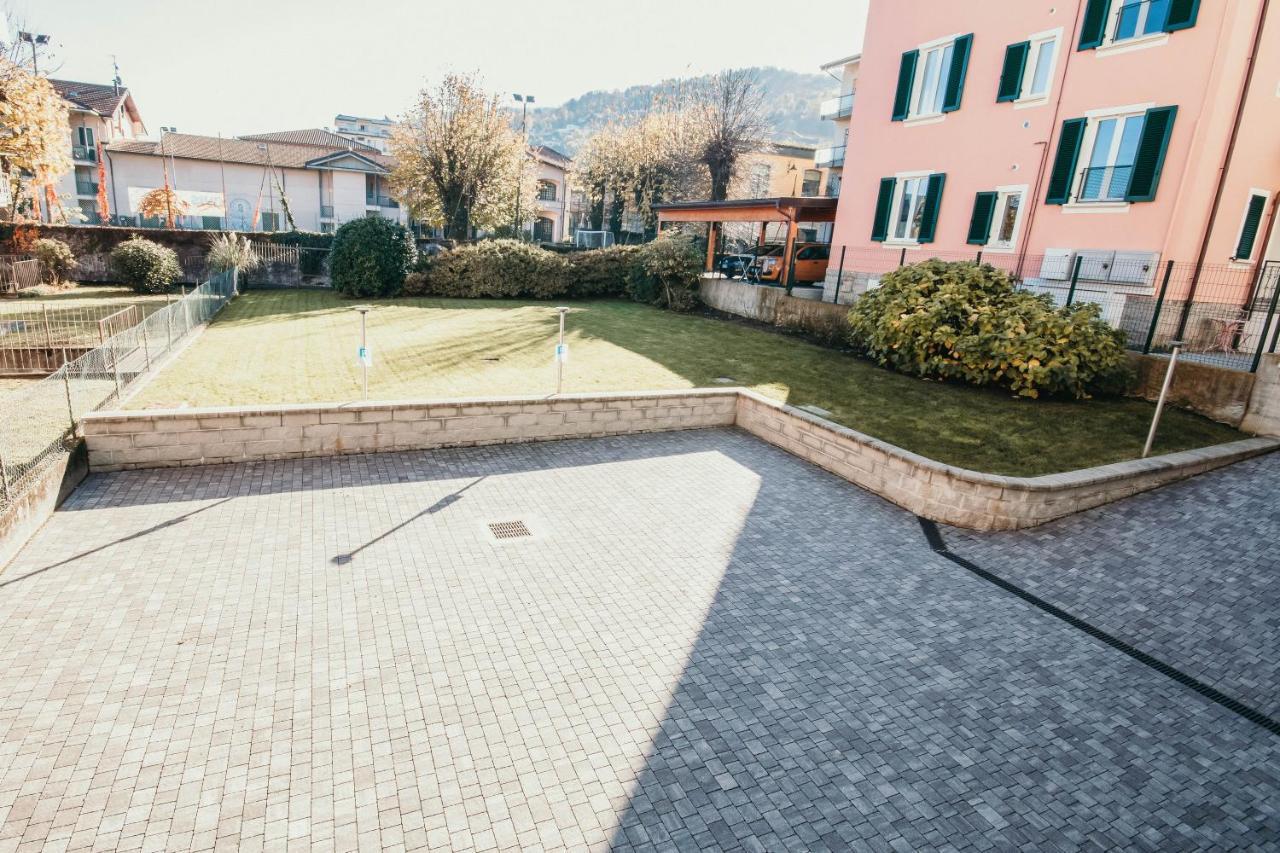 Al 13 Rosso - Lakeside Leisure & Business Stresa Exteriör bild