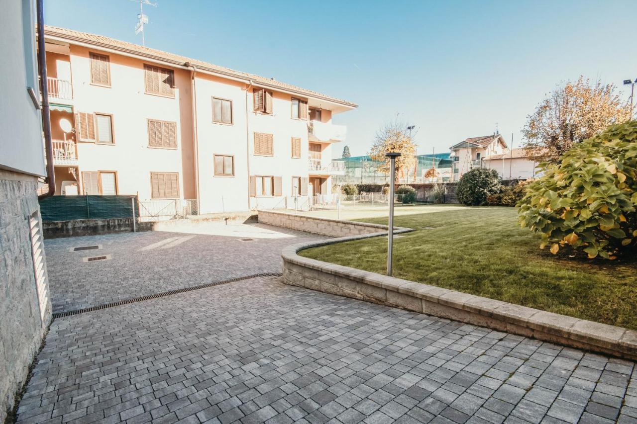 Al 13 Rosso - Lakeside Leisure & Business Stresa Exteriör bild
